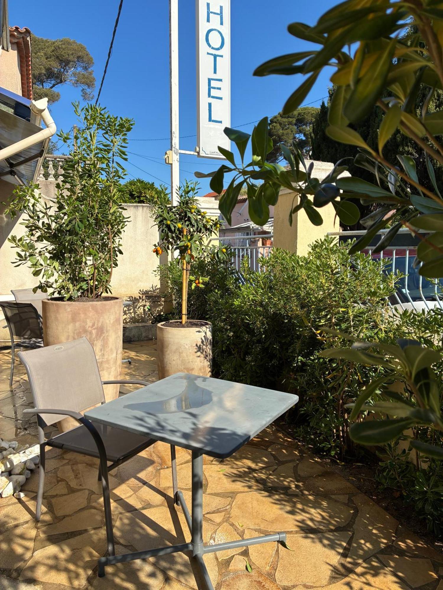 סנט-אגף Hotel L'Escale Au Soleil מראה חיצוני תמונה